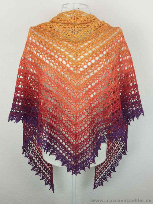 nesting-tendencies:Auxesia by Silke Terhorst on Ravelry