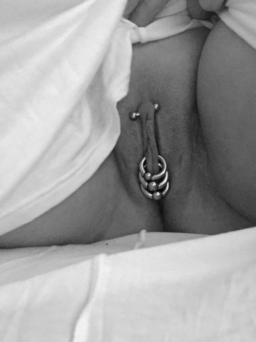 women-with-huge-labia-rings.tumblr.com/post/157317290793/