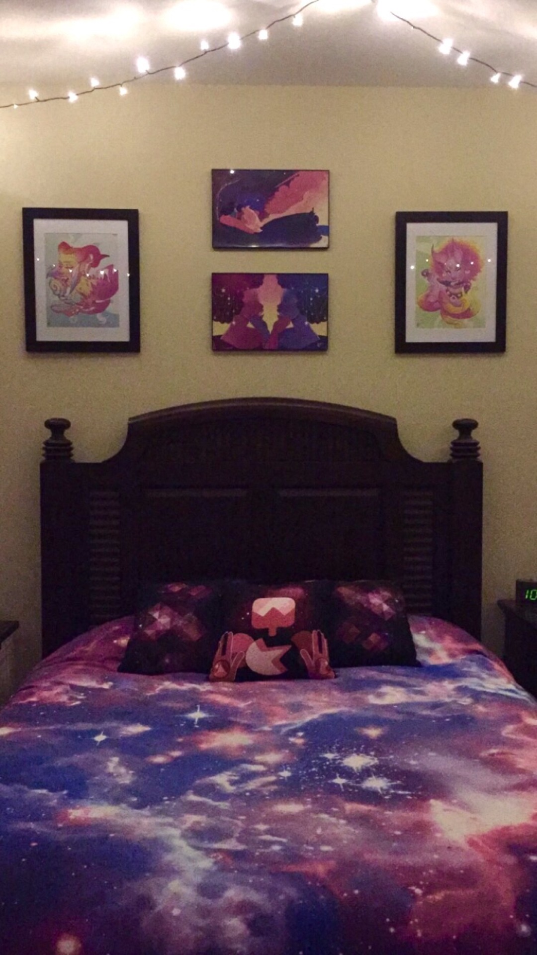 cassandraspreciousbutt:  My room is cute