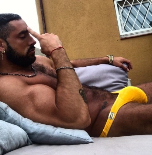 puphawaii:  stratisxx: Imagine coming home to that Arab bulge after a long day and expected to have to get on your knees.   bone-up!  puphawaii & puphawaiitoo   