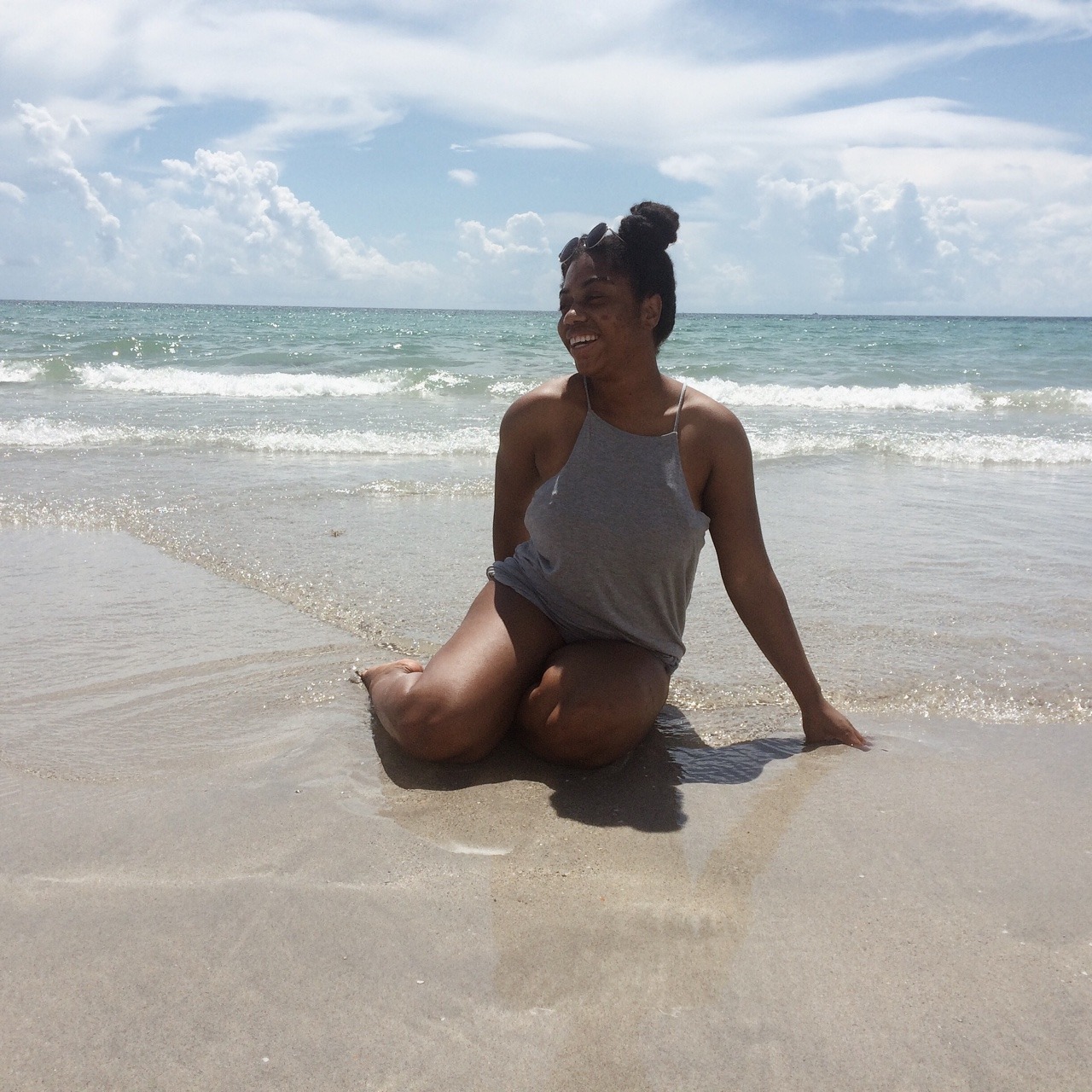 blxcksoftness:  Happy Blackout💁🏽✨ 