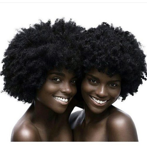 How beautiful! Twin melanin and fro on fleek! @djandaj #2FroChicks #kinkycurls #curlyhair #afro #vol