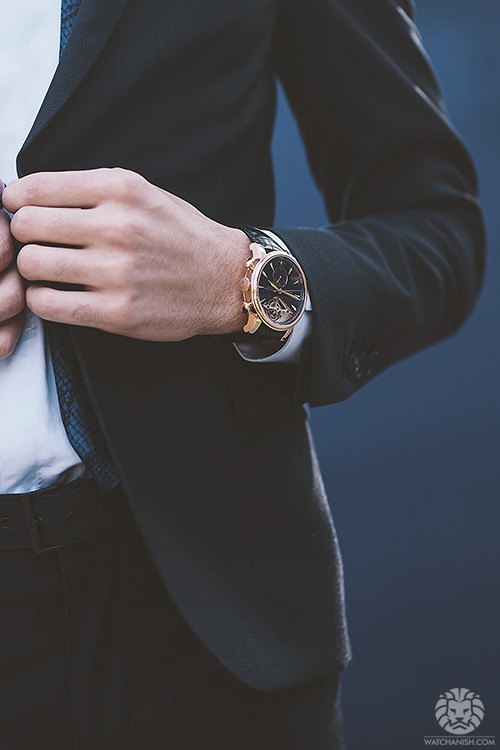 looking-fresh:  watchanish:  Arnold and Son TEC1 – Tourbillon Chronograph.Read
