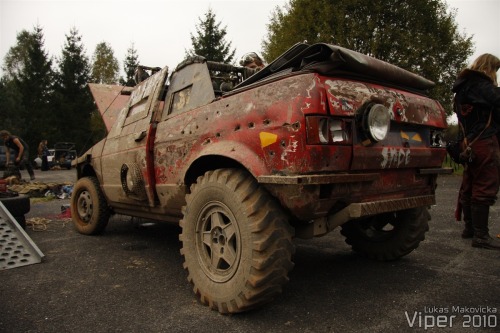 krushak-dagra:  Post-apocalyptic car - PASS porn pictures