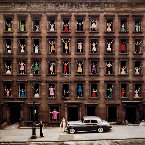 Girls in The Windows. Ormond Gigli, 1960.“While a construction crew dismantled a row of browns