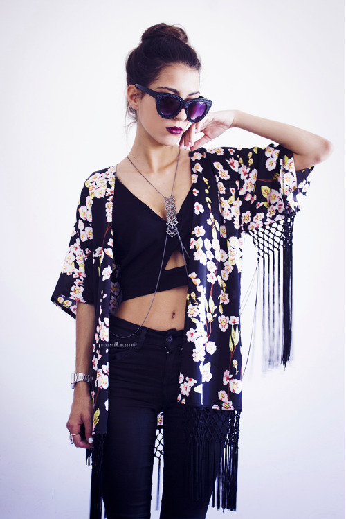 nocturnal-oblivion:   the-streetstyle:  Whispervia mexiquer  fashion 