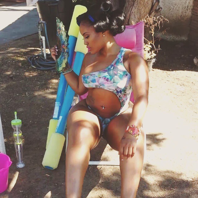 bluthunder01:  pluscious:  Jhonni Blaze  Yes Lawd 