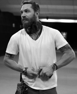 ilovebeard:  Tom Hardy