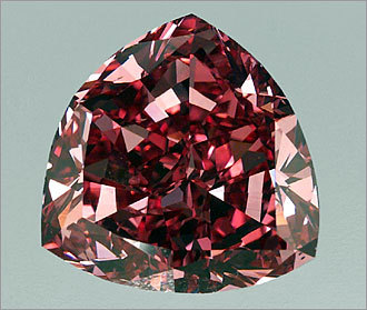 sixpenceee:  Red Diamonds  Red is the rarest diamond color and the most expensive