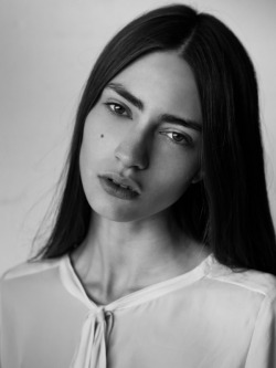 spunkh:  modelmeth:  Marine Deleeuw  ☼Models and a pretty vibe☼