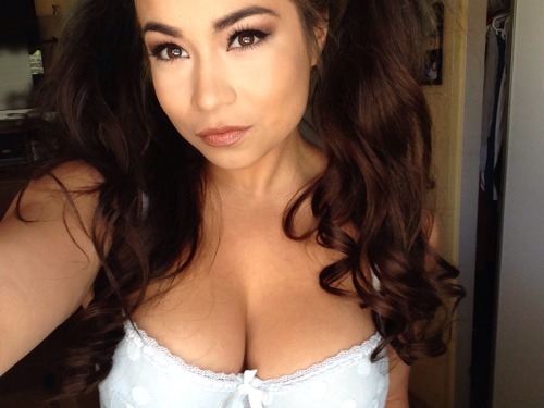 femaleyoda:  Feeling like a school girl