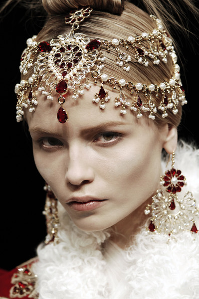 suicideblonde:  Alexander McQueen