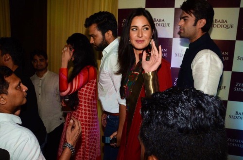 Katrina Kaif with good friends Kabir Khan and Ali Abbas Zafar at Baba Siddique’s Iftaar Party. (Than