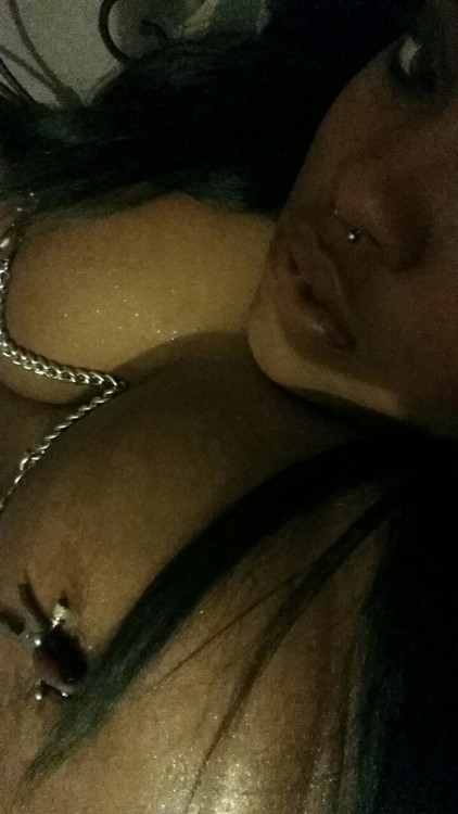 neon-taco: shimmer ♡, nipple clamps ♡, scars ♡ I miss my nipple piercings