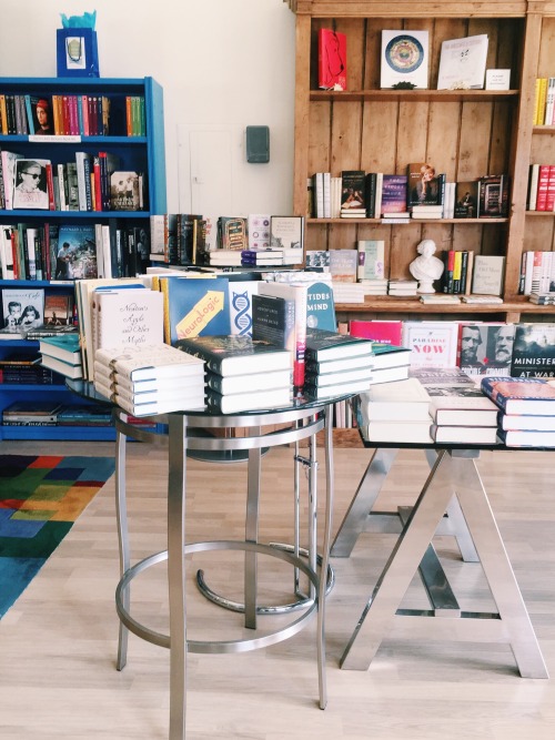 aclockworkreader: There’s no place like a bookstore