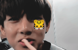 HAPPY BIRTHDAY TAEHYUNG !!