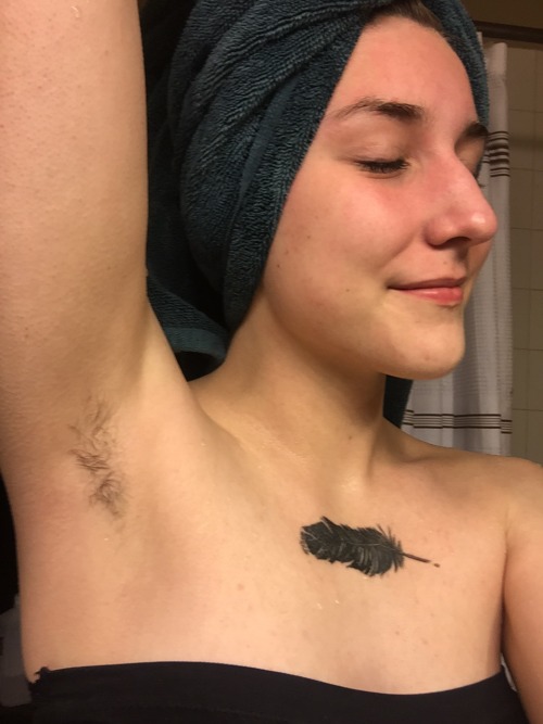 achselhaare:  wanderingmyranda:  I didn’t realize that when I stopped shaving my pits and legs that 