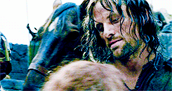 elijahwood:  the lord of the rings + ~*~hugs~*~ 