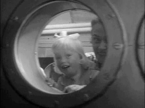 adventurelandia: The Submarine Voyage from Kodak Presents Disneyland ‘59 (1959) I hate that they got rid of the sky buckets an boat right T ^T