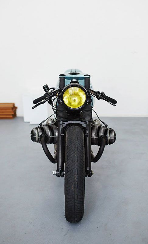 scrambler081:  http://bmw-moto.it/