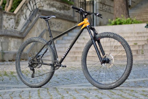 suite116:(via Nordest Britango mountain bike hardtail hits the trail in 4130 steel or titanium - Bik