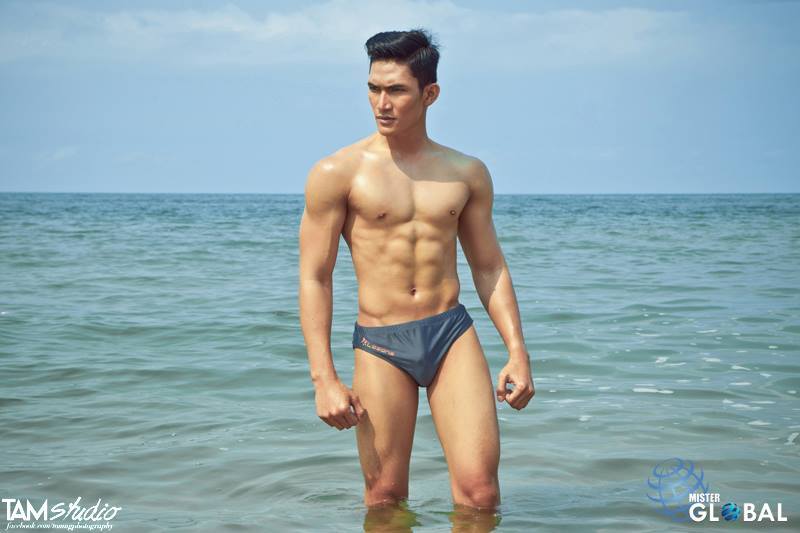hunkxtwink:  Mr Indonesia Mr Global 2015 Hunkxtwink - More in my archive