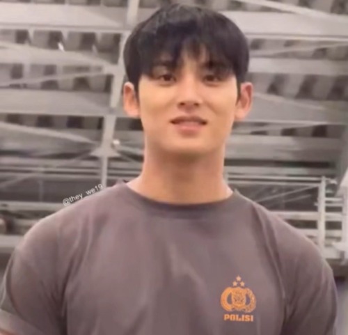 Inspired By This Reel Of Mingyu And His Big, Sexy Back