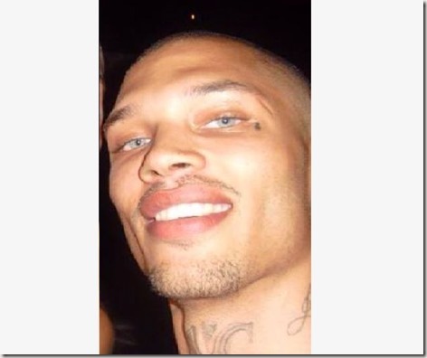 dudesandtoons:  lamarworld:  Jeremy Meeks (Guy who got famous for his good looking mugshot) big dick.  Definitely different dudes.