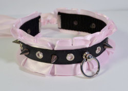 diciplinekitten:  Pink Spiked Collar 