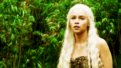 fnnickodeir:  You’re a Targaryen, you’re the mother of dragons. I need to be