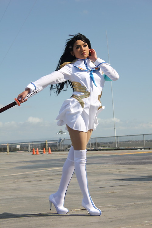 solowingrazgriz: Carriercon 2019 - Satsuki KiryuinCosplayer credit: tytalis Wearing sheer pantyhose.