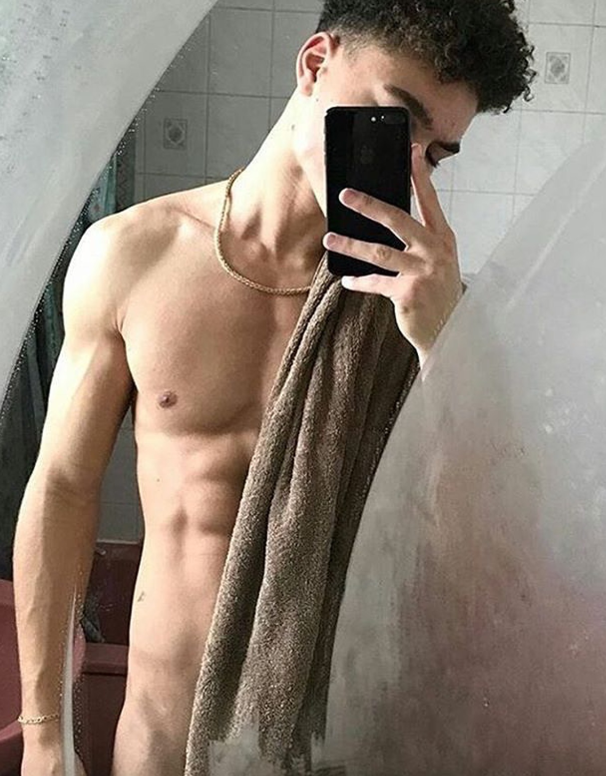 pervert4fun:  Model Brian Whittaker thirst trapping 💦 