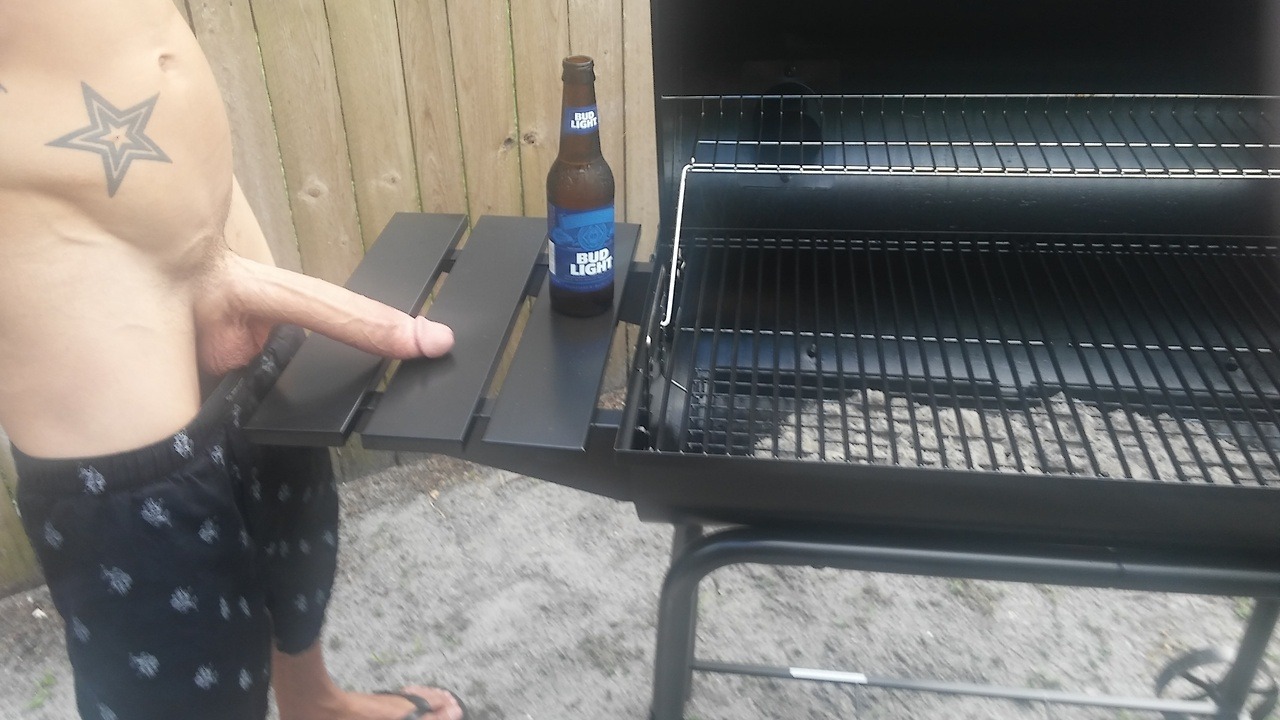 the-wetterthebetter:  rphillips66:  Puerto Rican Sausage n beer is whats for dinner.