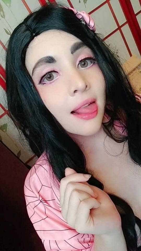 nsfwfoxydenofficial:Only fans just got a new Nezuko video clip, featuring licking. 👀Go check it out!!https://www.onlyfans.com/foxycosplayOnlyFans