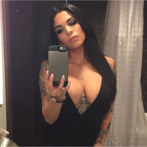 Girls With Tattoos