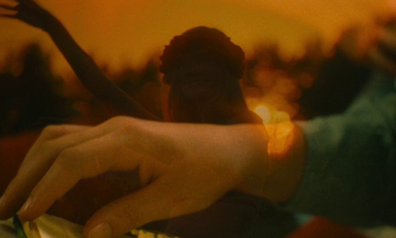 sesiondemadrugada:The Virgin Suicides (Sofia Coppola, 1999).