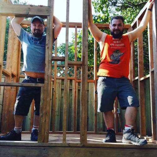 Getting the job done! #bearnmoose #builderbears #gaymarried #gaybears #workboots #worksocks