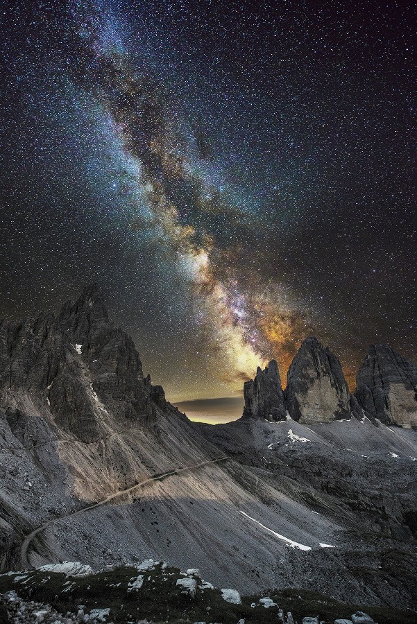 kevwil:  &ldquo;Milky Way over Lavaredo&rdquo; by LucaCrucianiFoto (http://bit.ly/1AuwinP)