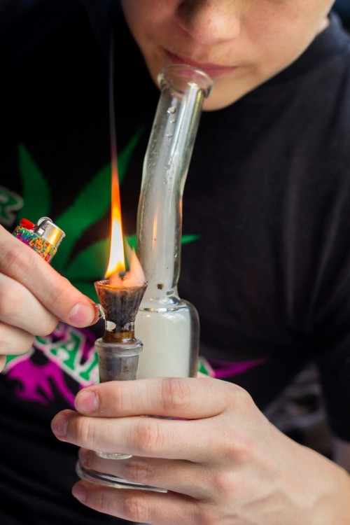 surprisingly-stoned:  Hash bowl. 