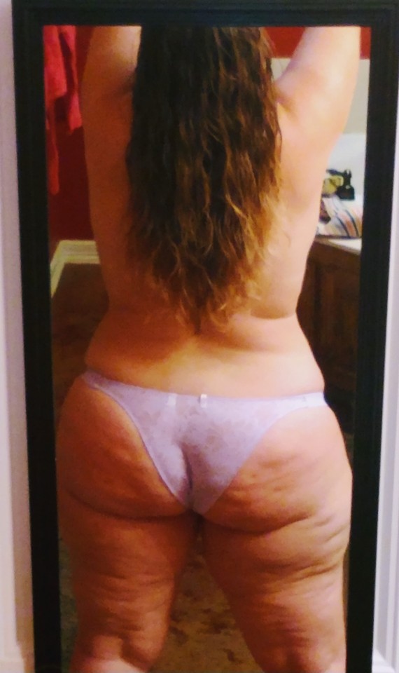 supercplsnaughtywife:A little hump day fun!!