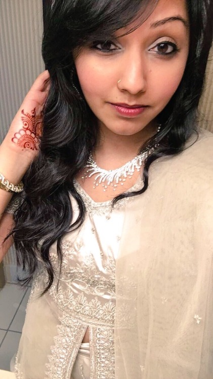 noorcissistic: likefireandice: Am I a Desi Princess or an Angel?