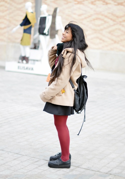 A touch of red is always a good choice! (spotted by Kasia Gorol in Barcelona)