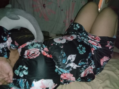 Besar Kan Tetek Isteri I, Sejak Mengandung Ni, Dia Paling Suka I Jilat Puting Dia Sambil Ramas Bontot