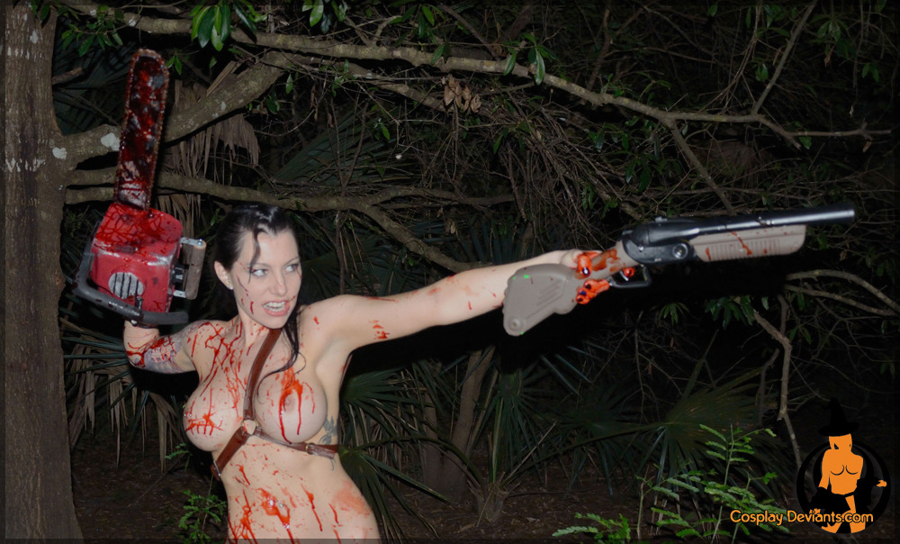 cosplaydeviants:  Happy Halloween from all of us here at CosplayDeviants.com 