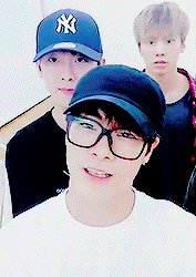 aseutro:♡ happy birthday moonbin! ♡