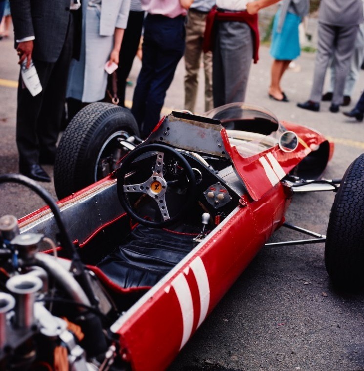 itsawheelthing:  Ferrari Friday … what we miss … simplicityLorenzo Bandini, Ferrari