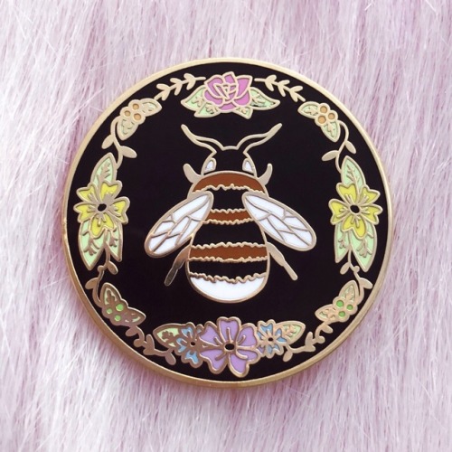 sosuperawesome:  Bee and Honeycomb Enamel Pins, by Lilly Baik on Etsy See our ‘enamel pins’ tag