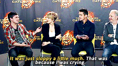maliatale:  Jennifer Lawrence on being asked who was the better kisser, Josh or Liam.