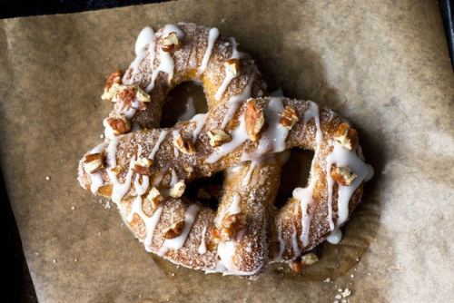 royal-food: Spiced Brown Butter Pumpkin Pretzels with Coffee Cream Cheese Icing
