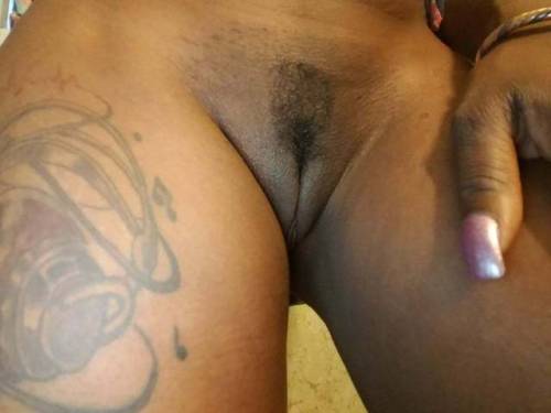 ebonycameltoelove: Well damn